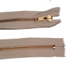 25cm zárt ecrü